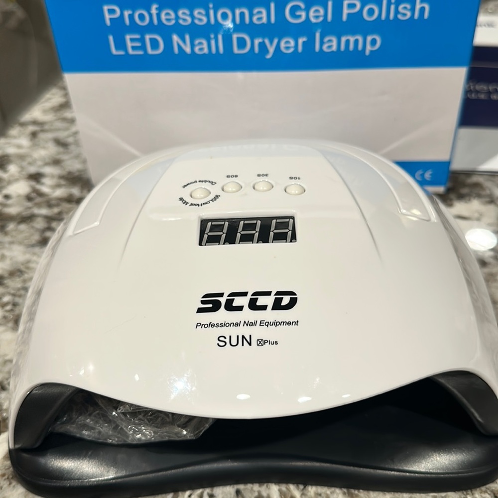 LED nail dryer lamp